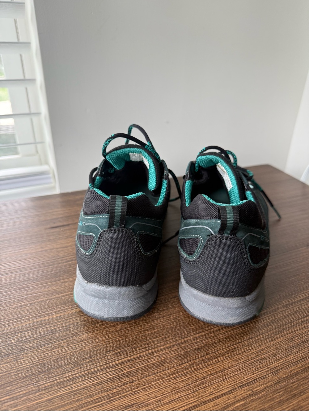 Men's Athletic Trail Sneakers — Black & Teal - Picture 5 of 5
